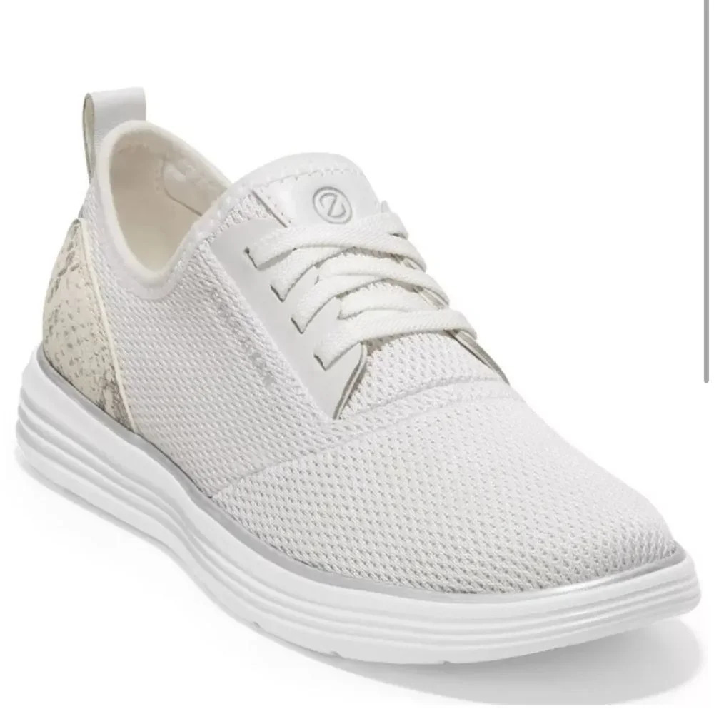 Cole Haan Grandsport Journey Women’s White Snake Sneakers Grand W23315 Size 7.5